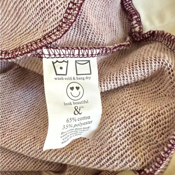 NWT Amersand Ave holiday sweatshirt - Picture 5 of 8